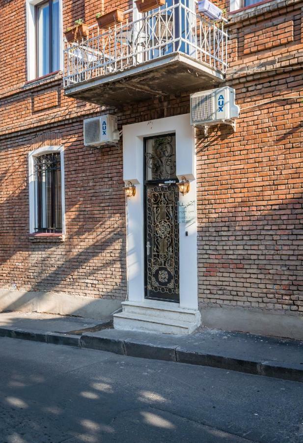 Golden Light Hotel Tiflis Exterior foto