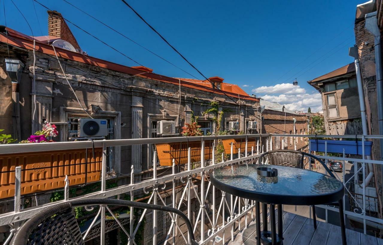 Golden Light Hotel Tiflis Exterior foto