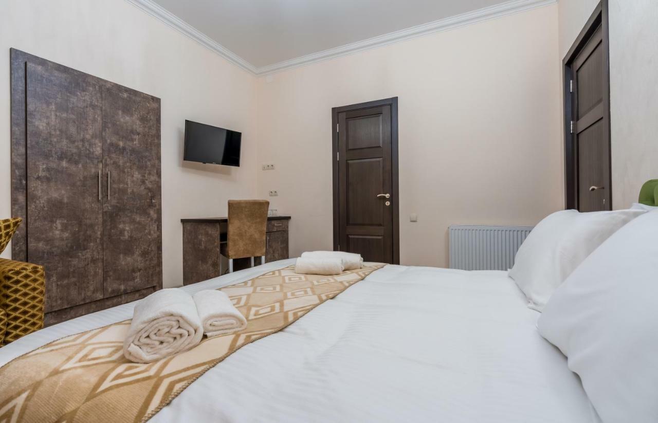 Golden Light Hotel Tiflis Exterior foto